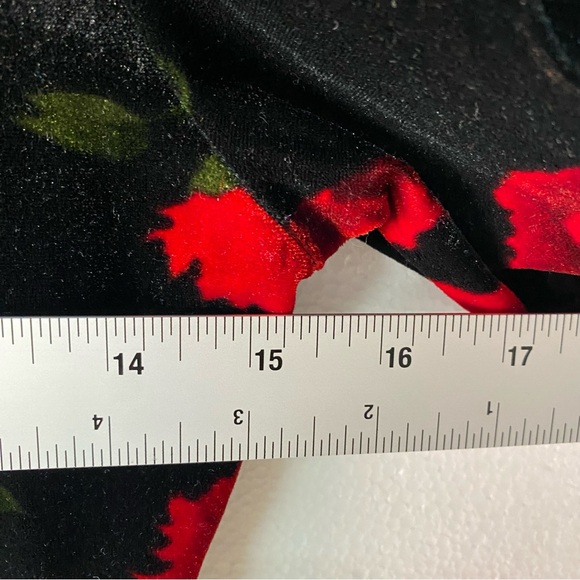 Vintage Cache Velvet M Black Red Floral Turtleneck Burnout Y2K Romantic Goth Top - Picture 8 of 8